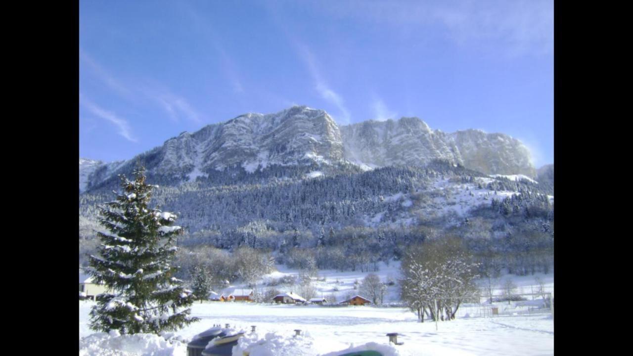 Votre Studio Balneo Bien-Etre A La Montagne Толлон Экстерьер фото